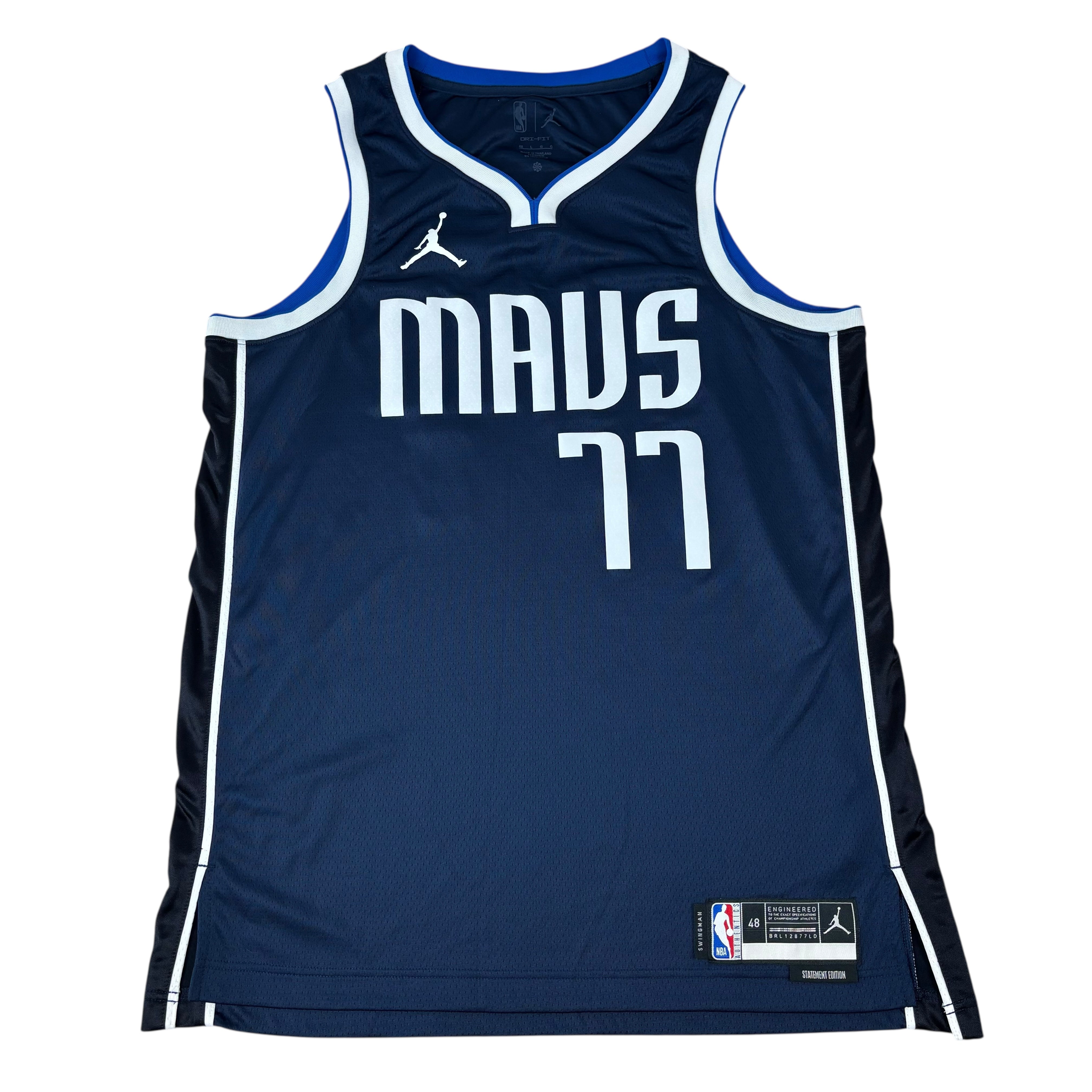 Jordan Dallas Mavericks NBA 2022/24 Dončić No.77 Swingman Statement Edition Basketball Jersey (L)