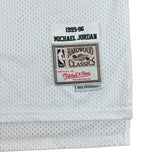 Mitchell&Ness Chicago Bulls NBA 1995/96 No.23 Michael Jordan Retro HWC Swingman Jersey (S)