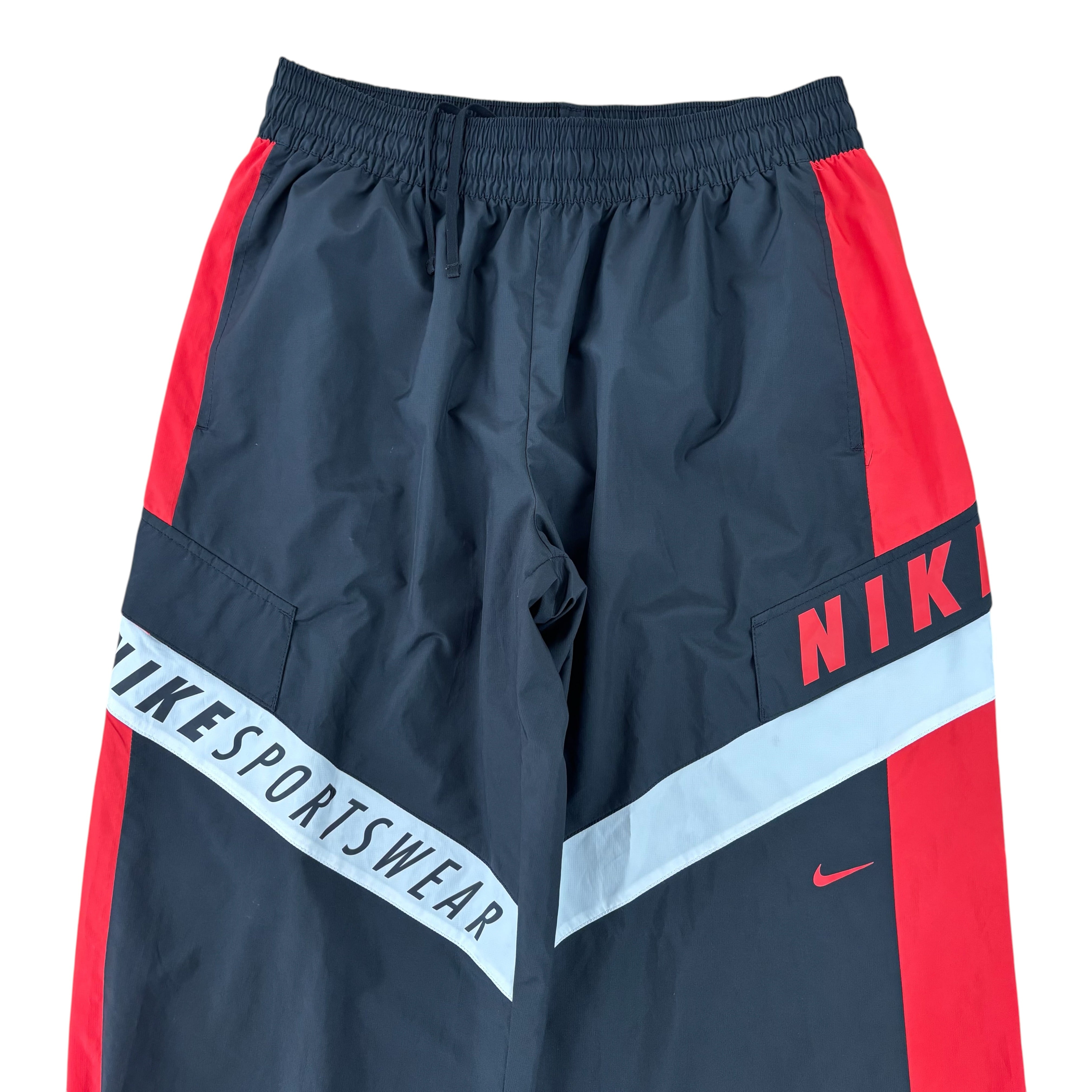 Nike Sportswear Oversized Cropped Windbreaker Tracksuit (Women’s M)