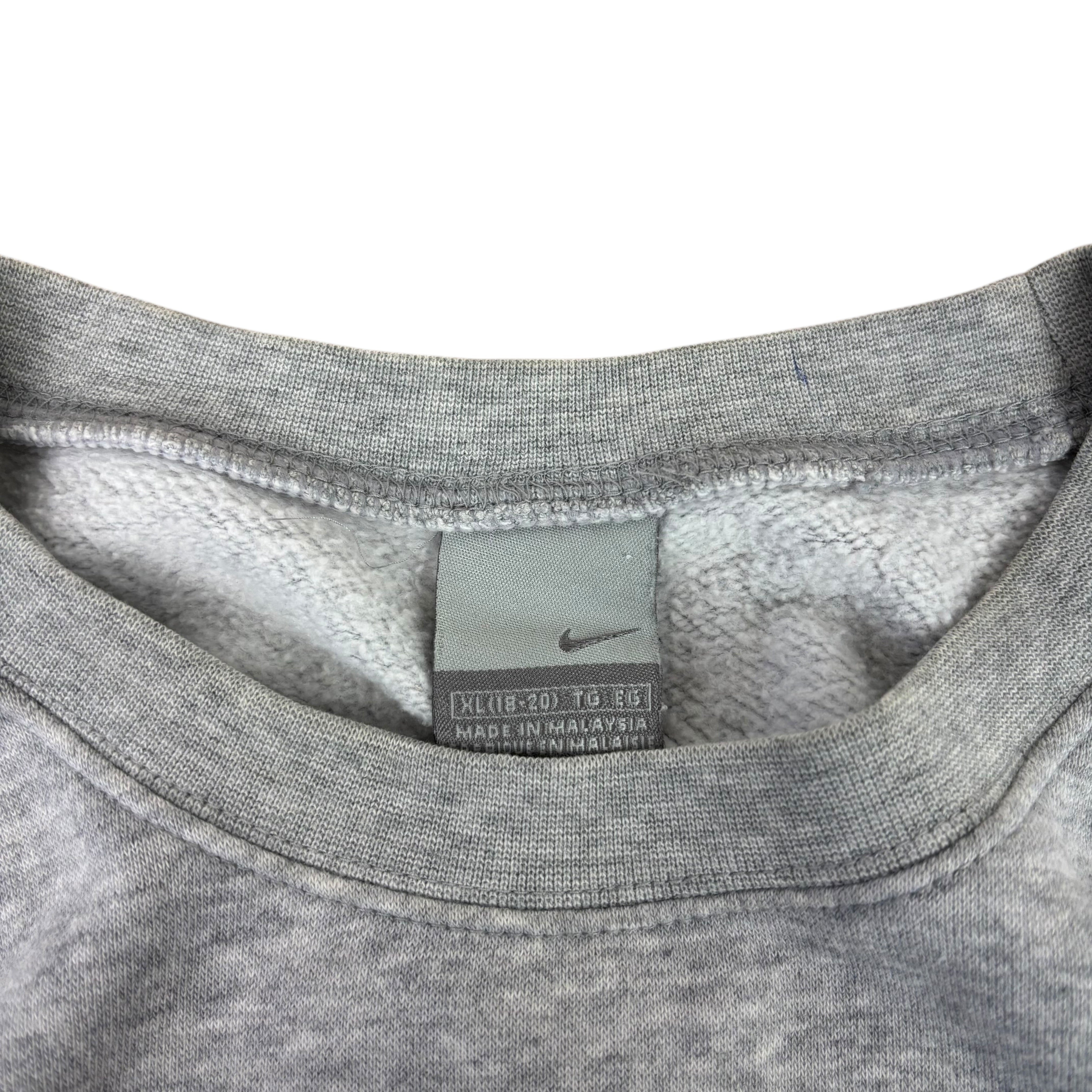 Nike Y2K Swoosh Sweater (Women’s XL)