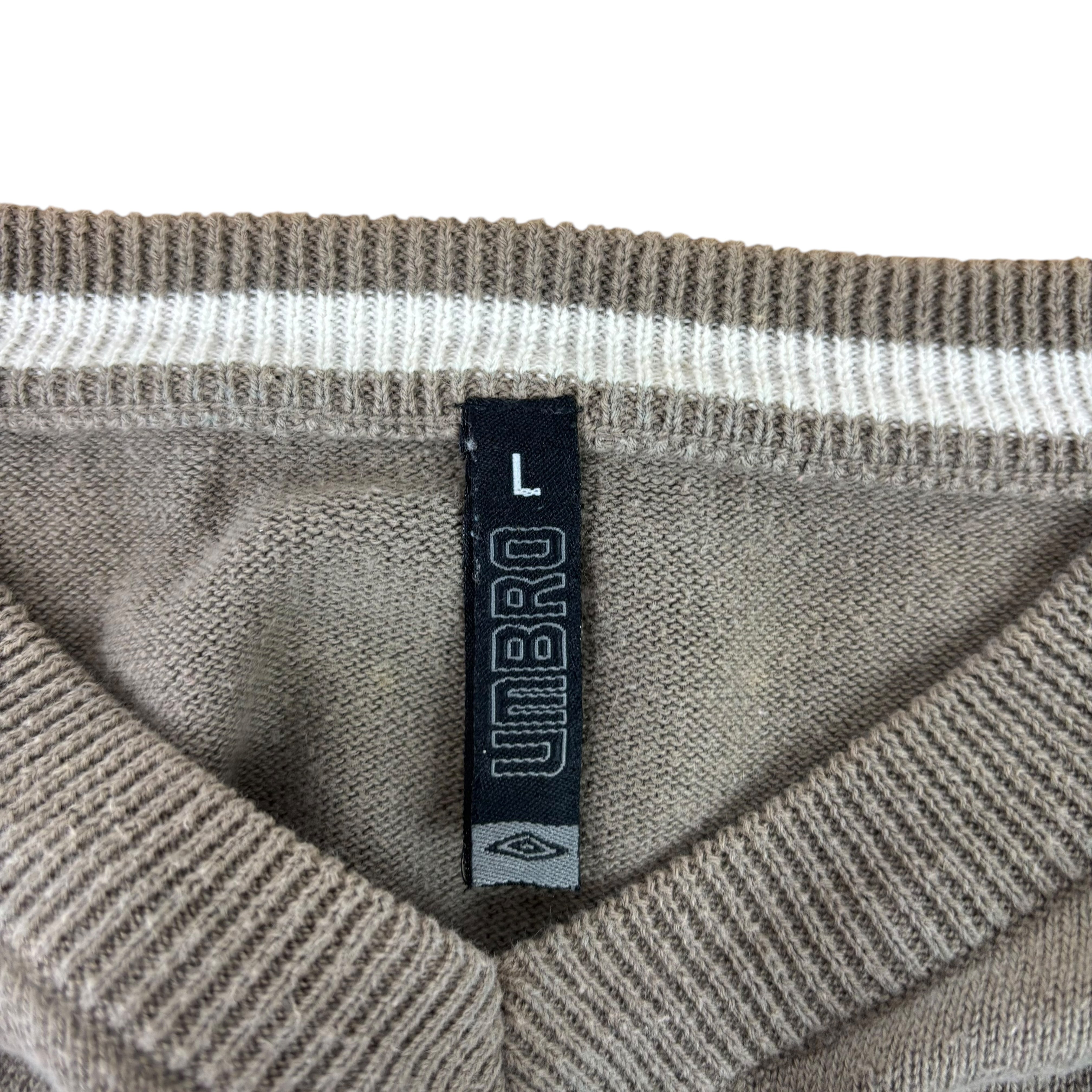 Umbro 90s Brown Knitted Sweater (L)