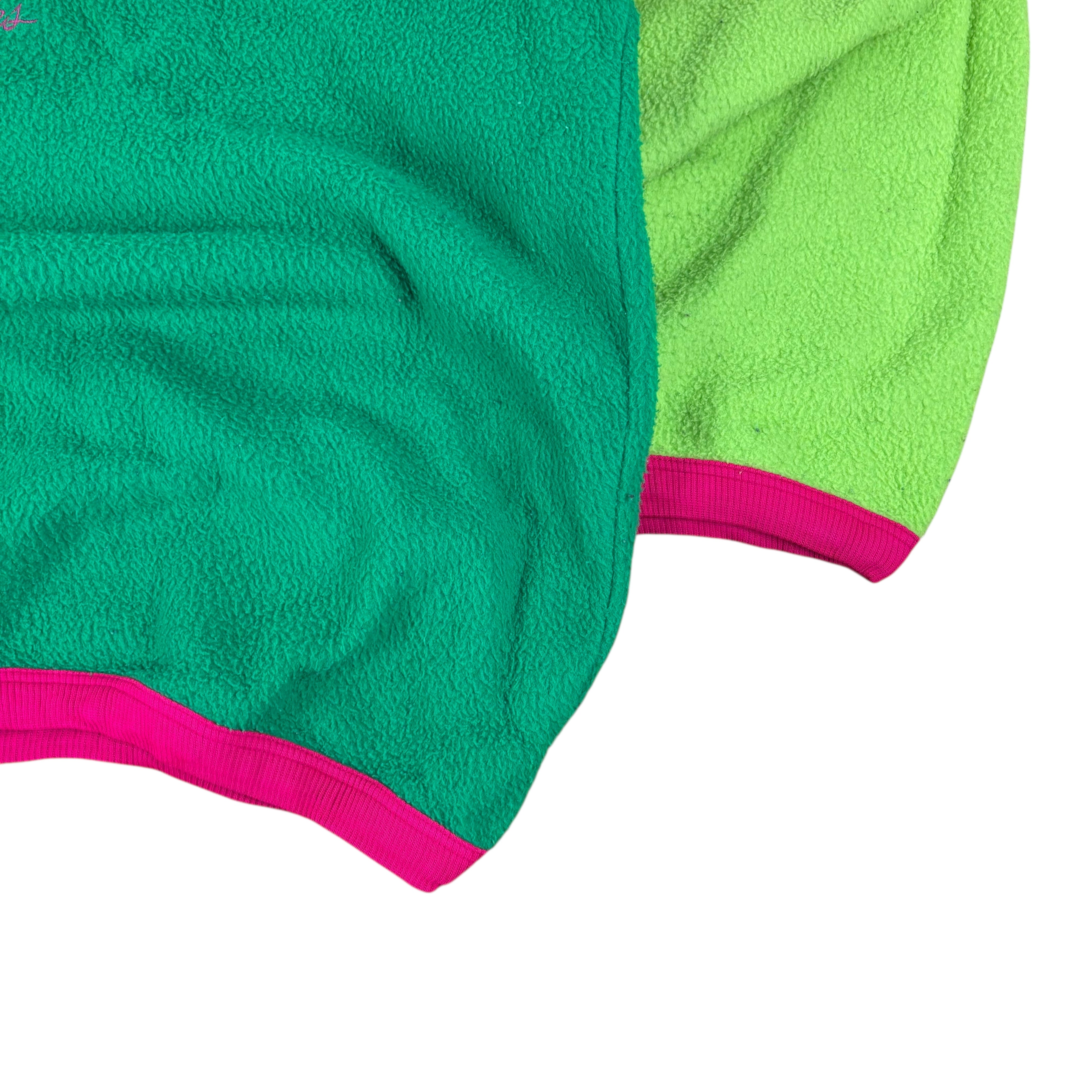 Best Champion Follow the Stars Vintage Fleece (Women’s XL)