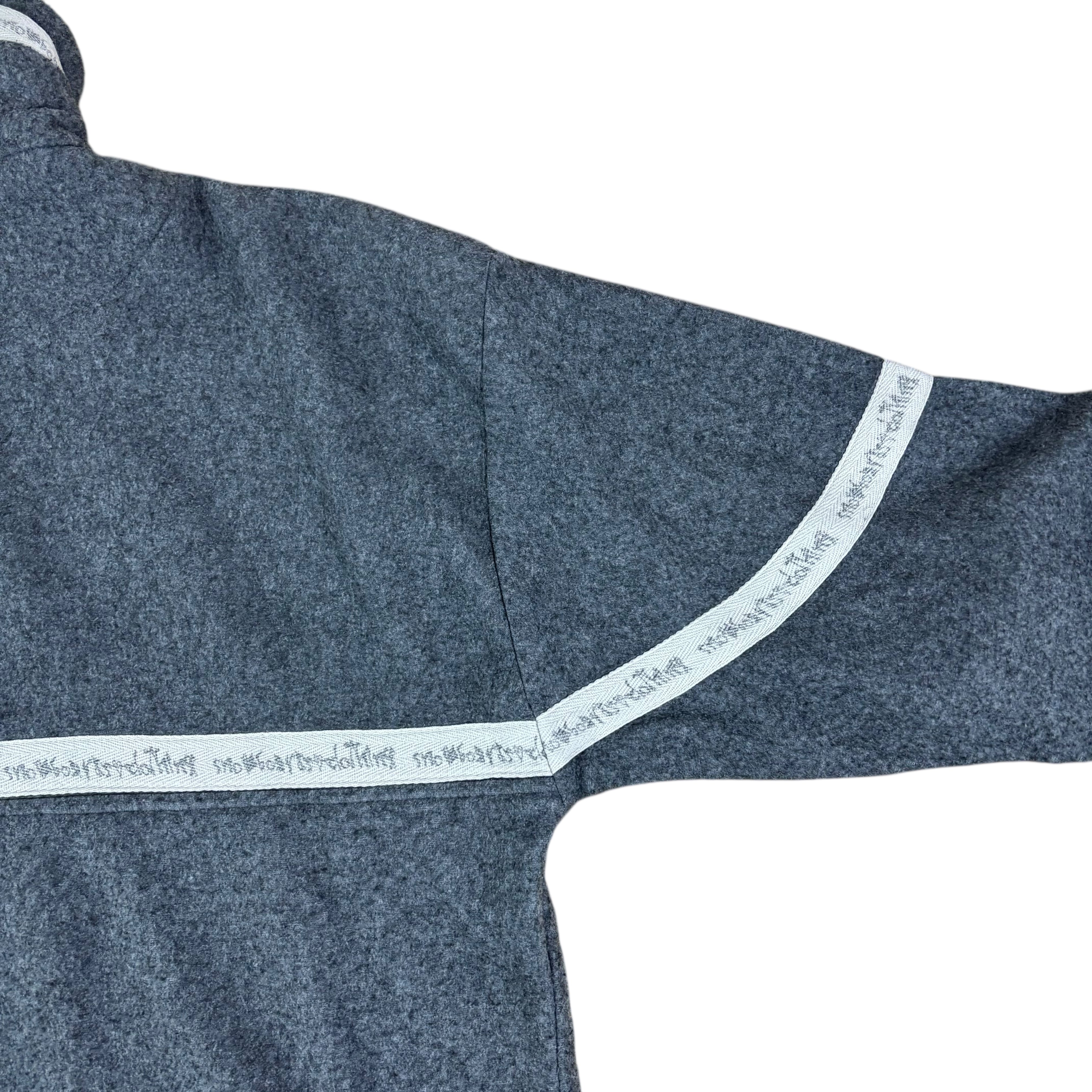 New Classic Vintage Grey Fleece (L)