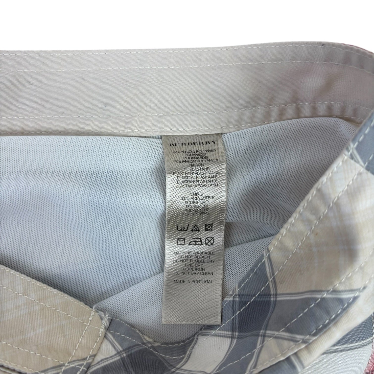 Burberry Brit Nova Check Shorts (XL)