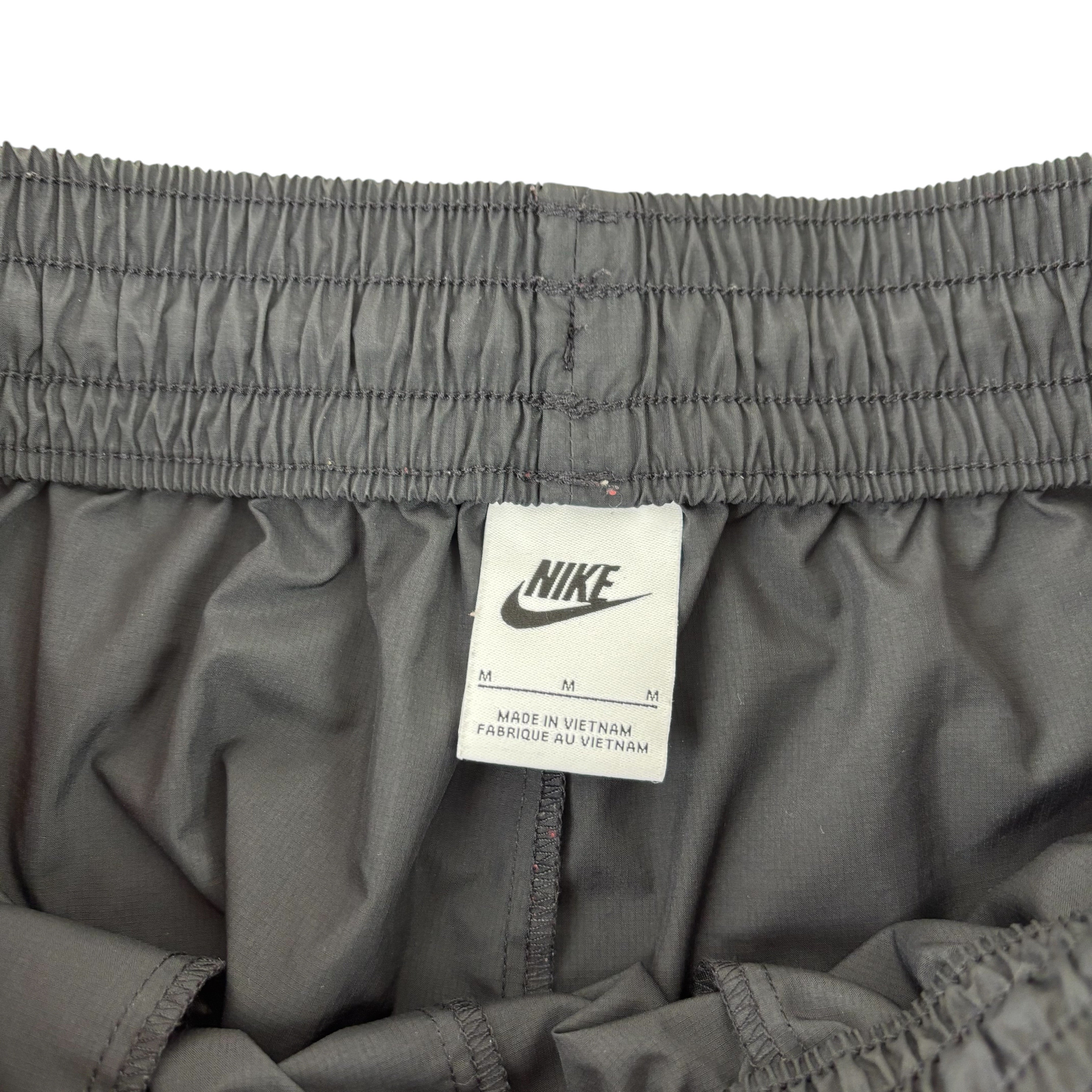 Nike Sportswear Oversized Cropped Windbreaker Tracksuit (Women’s M)