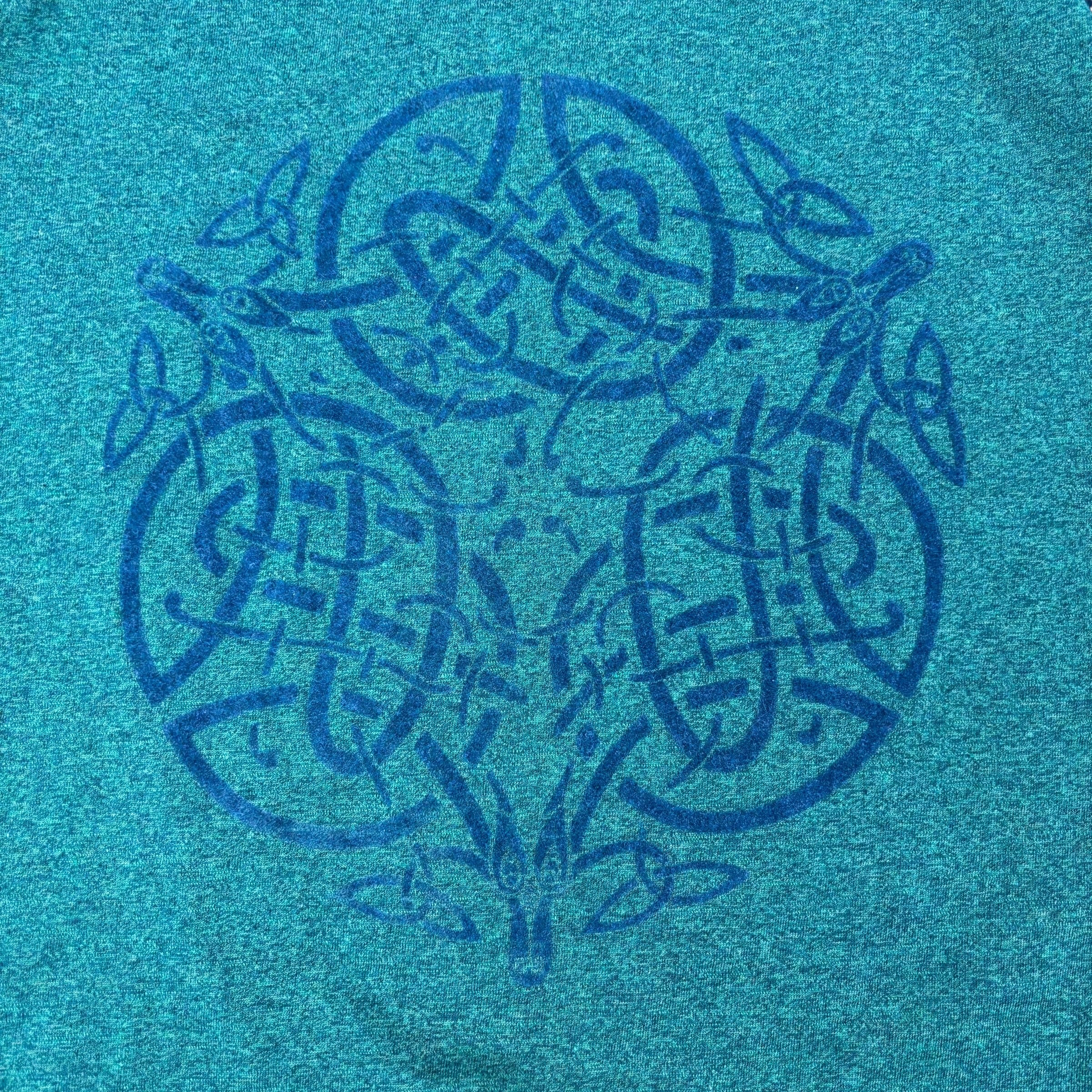 Book of Kells Y2K Celtic Design Tee (M)