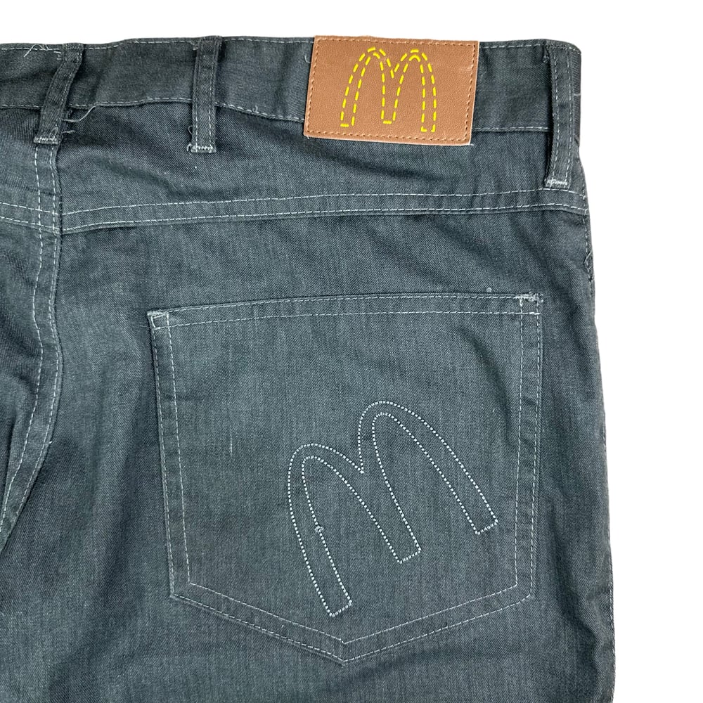 McDonald’s Embroidered 90s Employee Logo Jeans (S)
