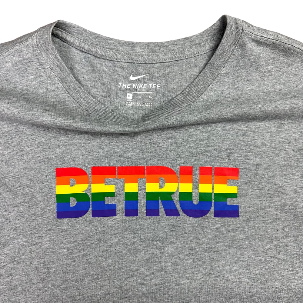 Nike Be True Pride Tee (Women’s XL)