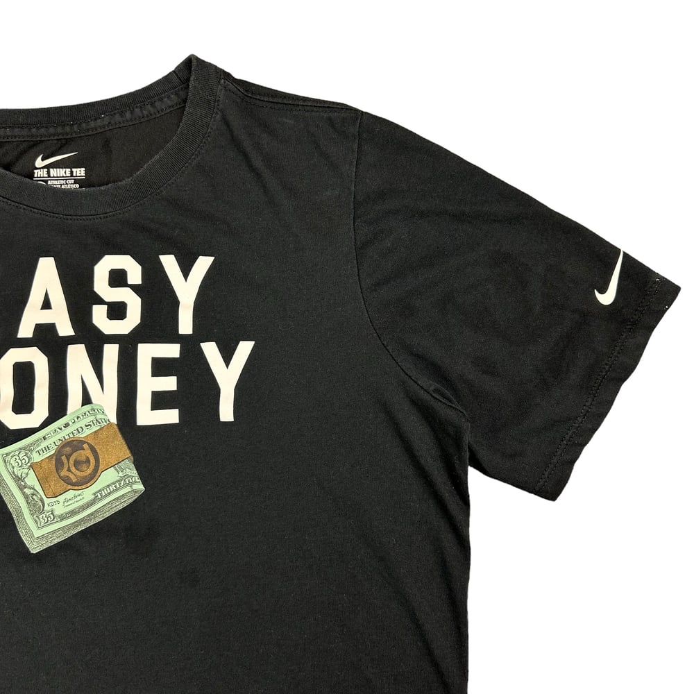 Nike Easy Money Graphic Tee (13-15yrs)