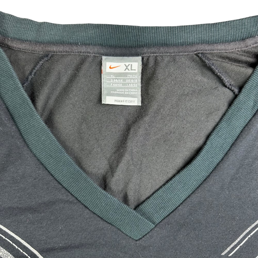Nike Fit 90s Studio Graphic Training Tee (Women’s XL)